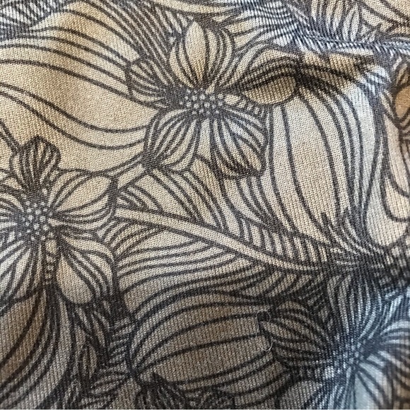 Segments Luxe green skort comfortable stretch beautiful pattern Size S - Picture 5 of 9